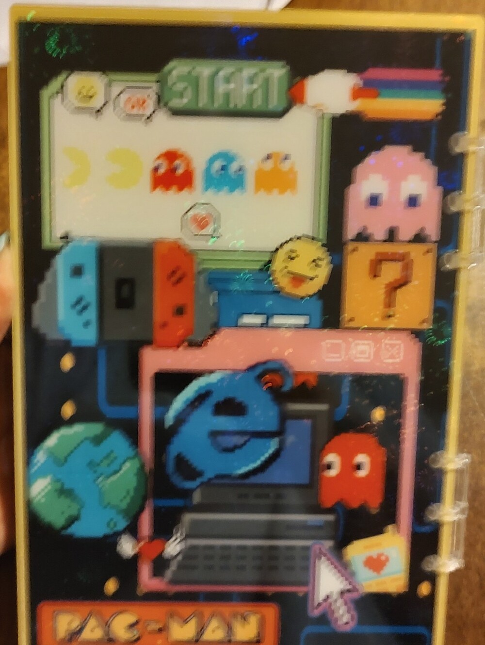 New! A5 Pac-Man Acrylic Shaker Notebook With Paper - Picture 3 of 3